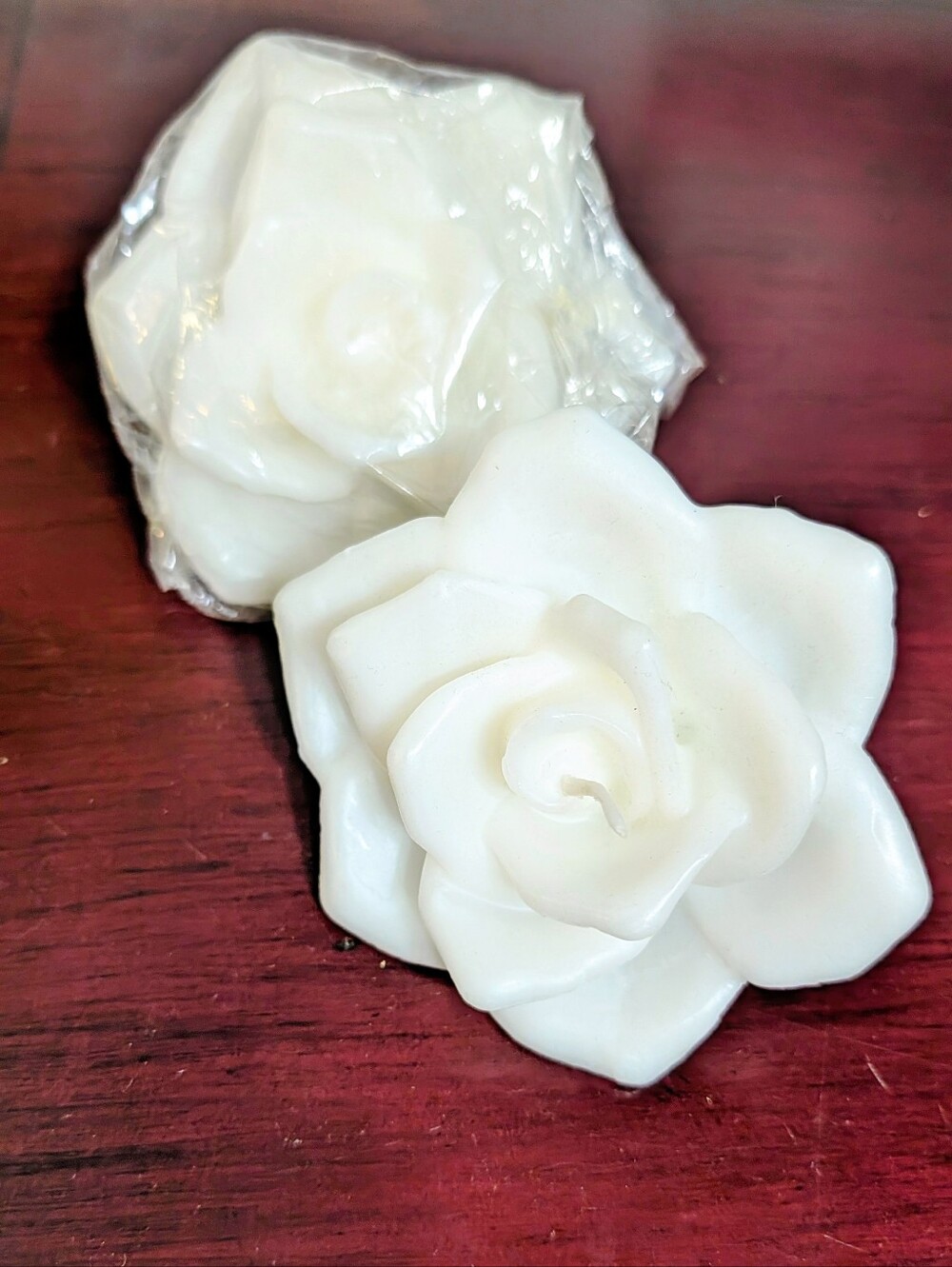 White Rose-Shaped Decorative Floating Candles Set of 2 Water Party Bridal New